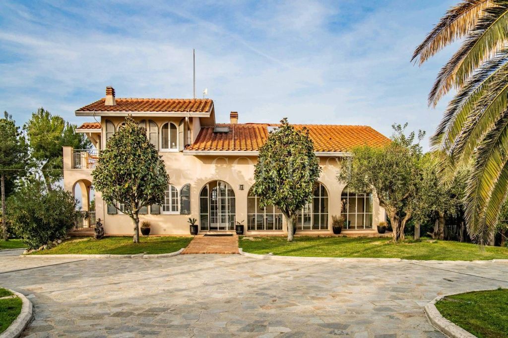 6 bedrooms Villa in Ostra, Italy No. 276830