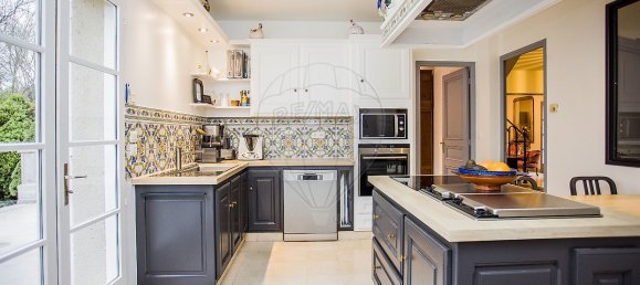 Casa de 7 dormitorios en Orleans, France No. 152507 6