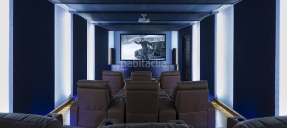 7 Schlafzimmer Haus in Marbella, Spain, Nr. 99900 10