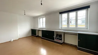 3غرفة شقة في Wahring, Austria رقم 127309