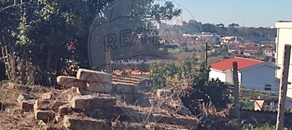 3 bedrooms House in Fanzeres, Portugal No. 28036 21