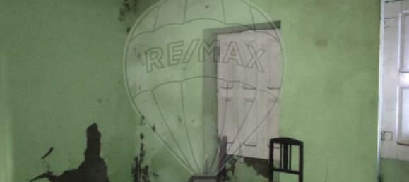 3 bedrooms House in Fanzeres, Portugal No. 28036 9