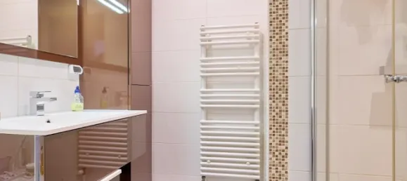 Dúplex de 3 dormitorios en Courbevoie, France No. 350390 11