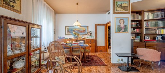 5 bedrooms Apartment in Treviso, Italy No. 324509 12