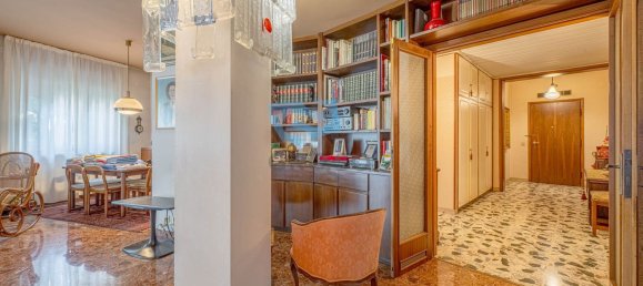5 bedrooms Apartment in Treviso, Italy No. 324509 3