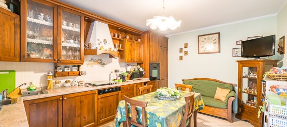 6 rooms House in Bra, Italy No. 125392 13