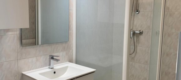 Apartamento de 2 dormitorios en Le Mans, France No. 336208 5