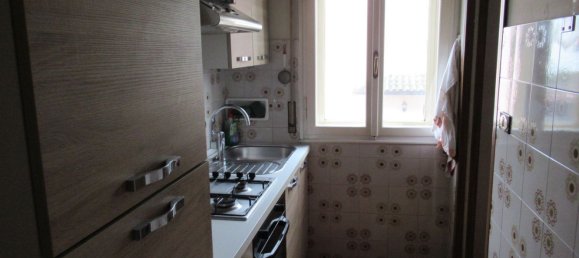 Дом с 10 комнатами в Сассуоло, Италия № 156246 3