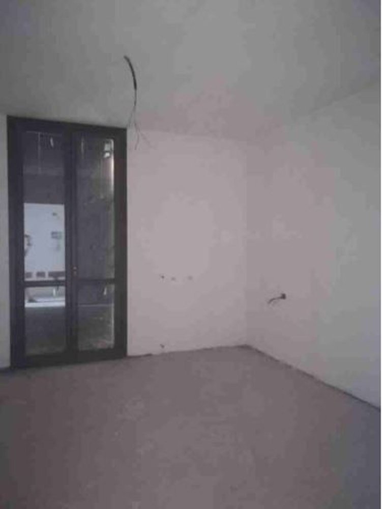 3غرفة شقة في Magnago, Italy رقم 146605