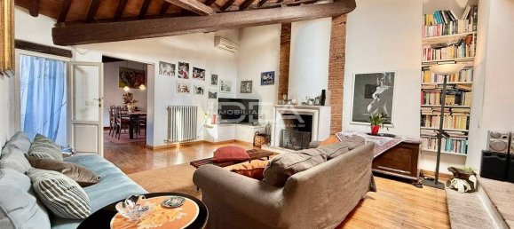 3 bedrooms Apartment in Lucca, Italy No. 333959 3