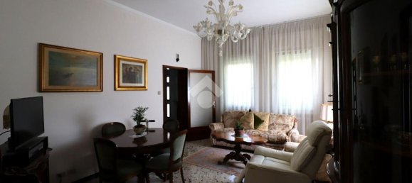 Casa de 4 divisões em Venice, Italy N.º 284053 8