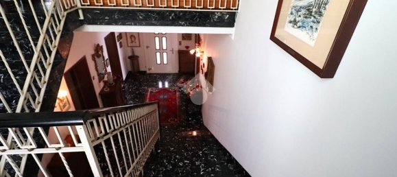 Casa de 4 divisões em Venice, Italy N.º 284053 3