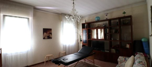 Casa de 4 divisões em Venice, Italy N.º 284053 29