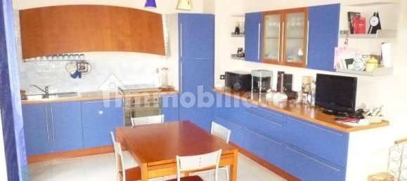 3 Schlafzimmer Villa in Loro Ciuffenna, Italy, Nr. 227737 4