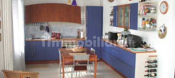 3 Schlafzimmer Villa in Loro Ciuffenna, Italy, Nr. 227737 3