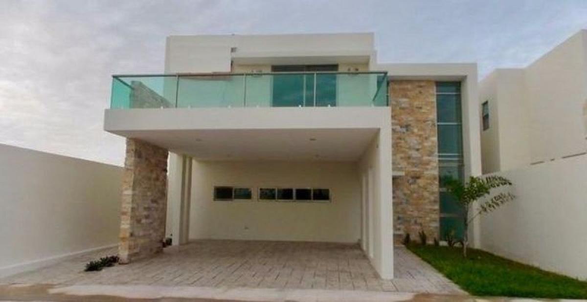 Casa de 3 dormitorios en Mérida, Mexico No. 70041