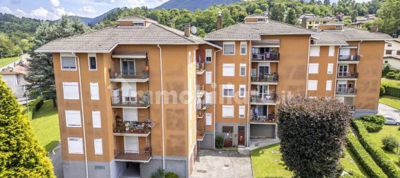 2 Schlafzimmer Wohnung in Luino, Italy, Nr. 266840 6