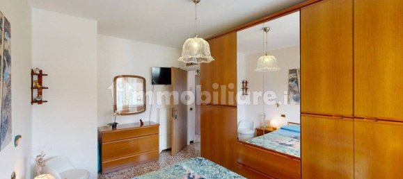 2 Schlafzimmer Wohnung in Luino, Italy, Nr. 266840 22