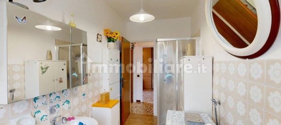 2 Schlafzimmer Wohnung in Luino, Italy, Nr. 266840 25
