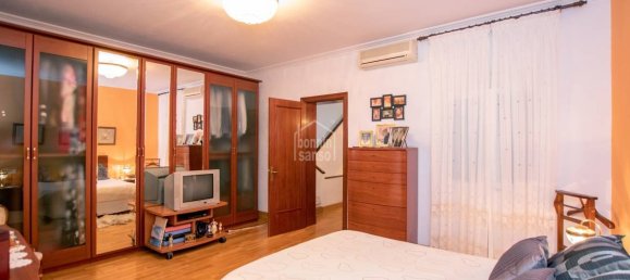 3 bedrooms Townhouse in Mahon, Spain No. 1610 17