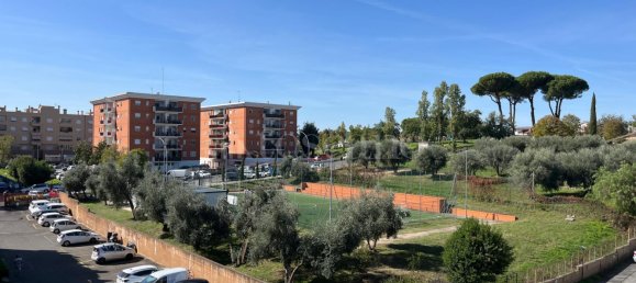 4-salle Appartement à Mentana, Italy No. 47718 3
