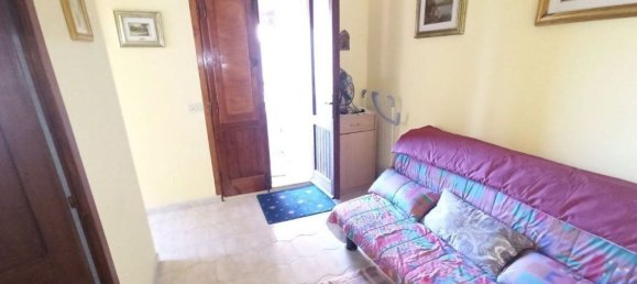 3 rooms Apartment in Castiglione del Lago, Italy No. 50296 10
