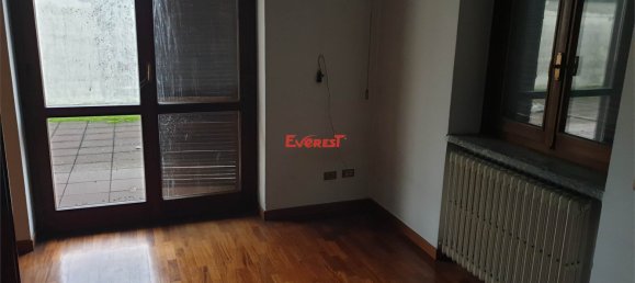 Escritório de 6 divisões em Busto Arsizio, Italy N.º 146753 3