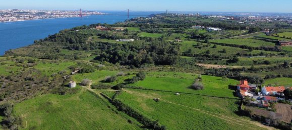 5 bedrooms Villa in Almada, Portugal No. 115982 4