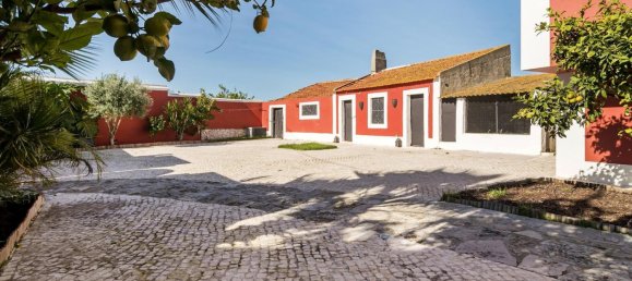 5 bedrooms Villa in Almada, Portugal No. 115982 11