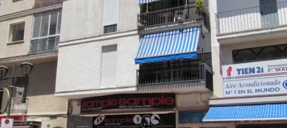 Apartamento de 3 dormitorios en Estepona, Spain No. 133593 7