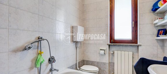 5 rooms Villa in Gallarate, Italy No. 151139 23