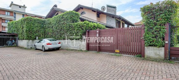 5 rooms Villa in Gallarate, Italy No. 151139 38