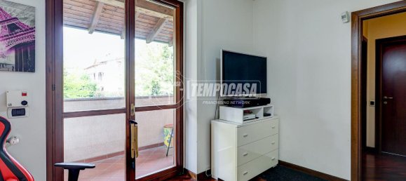 5 rooms Villa in Gallarate, Italy No. 151139 27