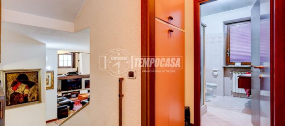 5 rooms Villa in Gallarate, Italy No. 151139 11