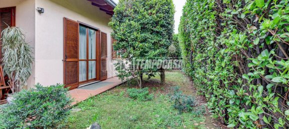 5 rooms Villa in Gallarate, Italy No. 151139 37