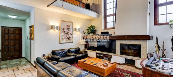 5 rooms Villa in Gallarate, Italy No. 151139 5