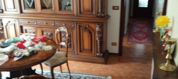 5 bedrooms Apartment in Riolunato, Italy No. 320427 3