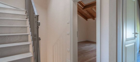 Villa T3 em San Lazzaro di Savena, Italy N.º 330578 12