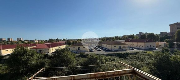 Квартира с 3 спальнями в Неаполь, Италия № 356123 27