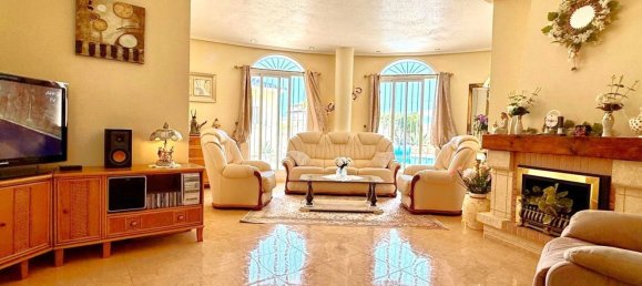 Villa de 3 dormitorios en Alicante, Spain No. 151932 3