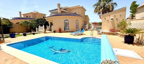 Villa de 3 dormitorios en Alicante, Spain No. 151932 21
