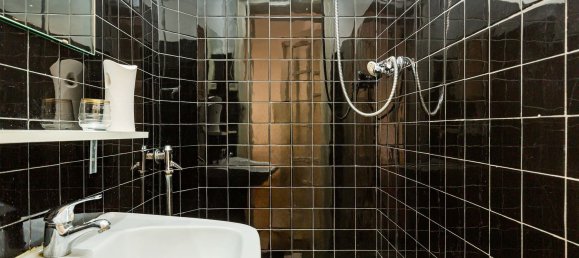 7 bedrooms House in Lisbon, Portugal No. 160526 40