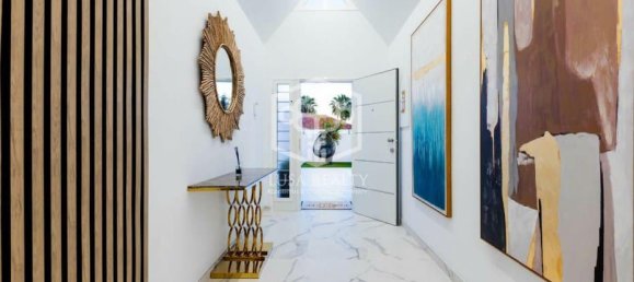 4 bedrooms Villa in Adeje, Spain No. 16416 10