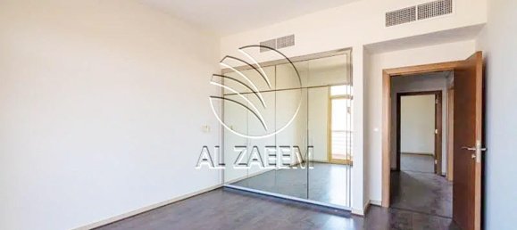 4 bedrooms Townhouse in Abu Dhabi, UAE No. 29823 17