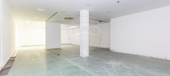 Коммерческая недвижимость 137м² в Синтра, Португалия № 189154 8