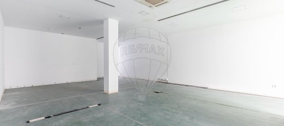 Коммерческая недвижимость 137м² в Синтра, Португалия № 189154 9