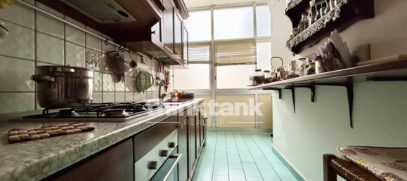 4-salle Appartement à Catania, Italy No. 14603 14