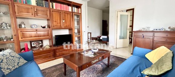 4-salle Appartement à Catania, Italy No. 14603 7