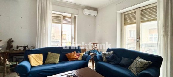 4-salle Appartement à Catania, Italy No. 14603 3