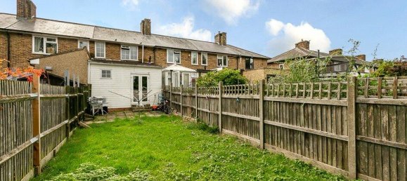 3 bedrooms House in Carshalton, United Kingdom No. 12251 11